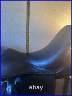 16.5 HDR Dressage Saddle