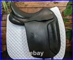17.5 Masters Dressage (2008) Wool FlockedGirth and Leathers Included