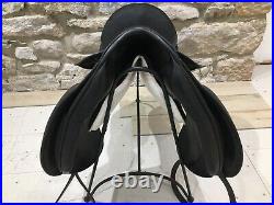 17.5 Stubbed Roxane Dressage / VSD Saddle Black Size 30 Includes Stubben Girth