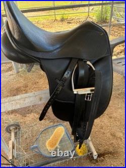 17 Bates Isabel Werth Dressage Saddle