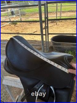 17 Bates Isabel Werth Dressage Saddle