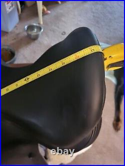 17 Prestige Philosophy D (2021) Dressage Saddle (includes girth and leathers)