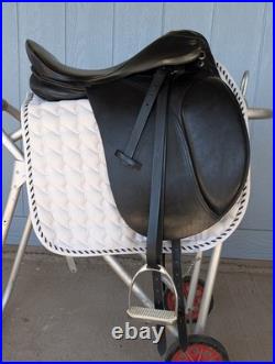 18 Inch Dressage Saddle, State Line Tack Brand with girths and bag