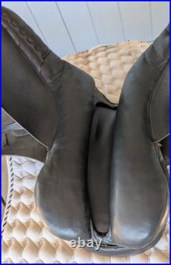 18 Inch Dressage Saddle, State Line Tack Brand with girths and bag