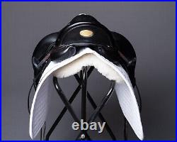 2015 Equipe Viktoria Dressage Saddle 17.5