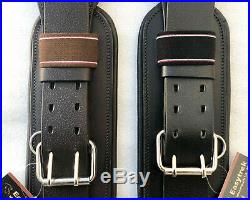 Adjustable short girth for treeless or dressage. Quality leather Black or brown