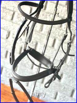 Aramas Raised Padded Dressage Bridle with Flash withLeather Reins Black Oversize Aramas Raised Padded Dressage Bridle with Flash withLeather Reins Black Oversize