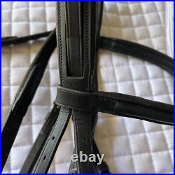 Aramas Raised Padded Dressage Bridle with Flash withLeather Web Reins Black Cob Aramas Raised Padded Dressage Bridle with Flash withLeather Web Reins Black Cob