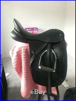 Barnsby 18 Black Dressage Saddle with leathers and girth in excellent condition