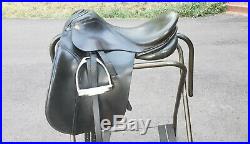 Beautiful Karl Niedersuss Symphonie Dressage Saddle-17 leathers, irons, girth