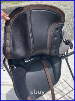 Beautiful and almost brand new Black and Dark Brown DP El Campo Saddle Beautiful and almost brand new Black and Dark Brown DP El Campo Saddle