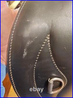 Black Leather Dressage Girth 32 used Total Saddle Fit