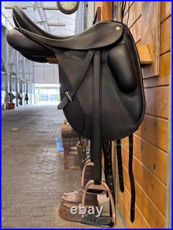 Brown N2 Dressage Saddle 18 Seat MW Tree Short Block Standard Gusset Brown N2 Dressage Saddle 18 Seat MW Tree Short Block Standard Gusset