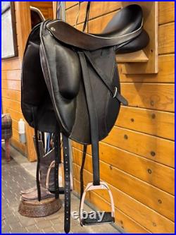 Brown N2 Dressage Saddle 18 Seat MW Tree Short Block Standard Gusset Brown N2 Dressage Saddle 18 Seat MW Tree Short Block Standard Gusset