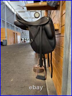 Brown N2 Dressage Saddle 18 Seat MW Tree Short Block Standard Gusset Brown N2 Dressage Saddle 18 Seat MW Tree Short Block Standard Gusset