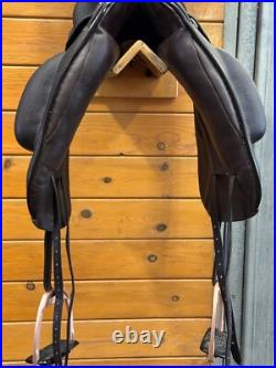 Brown N2 Dressage Saddle 18 Seat MW Tree Short Block Standard Gusset Brown N2 Dressage Saddle 18 Seat MW Tree Short Block Standard Gusset