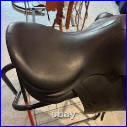 CWD Dressage Saddle, great condition, little use, cover and leathers, 17.5