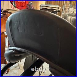 CWD Dressage Saddle, great condition, little use, cover and leathers, 17.5