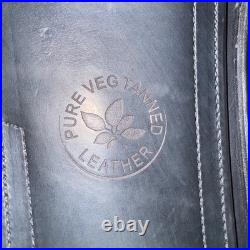 CWD Dressage Saddle, great condition, little use, cover and leathers, 17.5