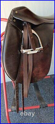 Collegiate 17 Dressage Saddle withpad, leathers, irons and girth