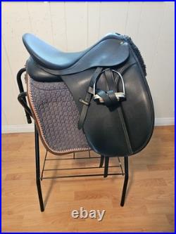 Complete Dressage Tack Package Wintec Saddle 17.5/Leather Bridle/Sheepswool Pad
