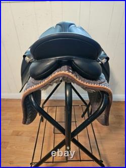 Complete Dressage Tack Package Wintec Saddle 17.5/Leather Bridle/Sheepswool Pad