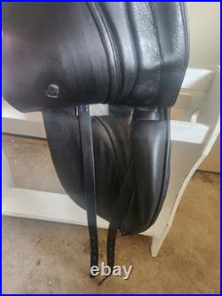 Courbette Berina Dressage Saddle 17.5 Wide Black Leather Excellent Condition USA