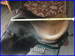 Crosby Prix Des Nations Dressage 17.5, includes leathers and girth