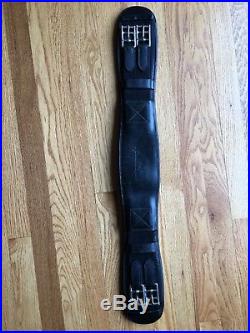 Curved Shaped Leather Comfort Padded Dressage girth 26 Classic Equine