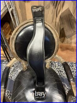 Dresch Dressage girth 75cm. Lightly used