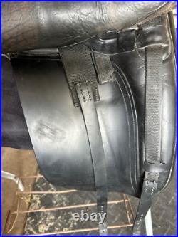 Dressage County Perfection 17.5 MN adjustable flap