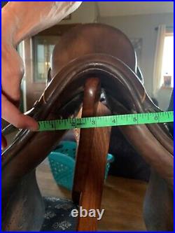 English Crosby dressage saddle