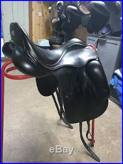 Fairfax Gareth Adjustable Gullet Dressage Saddle And Fairfax Girth 18