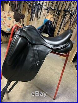 Fairfax Gareth Adjustable Gullet Dressage Saddle And Fairfax Girth 18