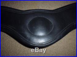 Fairfax Leather Dressage Girth black size 28 standard gauge