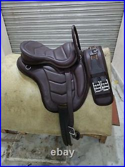 Freemax Treeless with handle Horse Leather Brown And Black color Softy Saddle