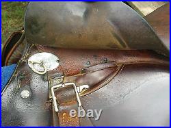 Gidden English saddle Brown Leather 17.5 with girth & irons