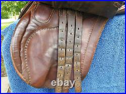 Gidden English saddle Brown Leather 17.5 with girth & irons