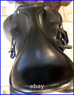 Gorgeous Black M Toulouse Sellier 18 Dressage English Saddle