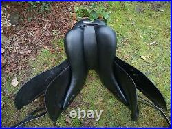 Harry Dabbs Elegant Dressage Saddle 17.5 Black (inc' 28 Elastic Lemieux girth)