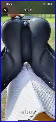 Lightly Used Wintec Isabella 18 Dressage Saddle Package Deal