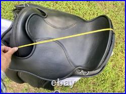 New Leeds Treeless Dressage/Trail Saddle Leather With Adjustable Foam Panels 17 New Leeds Treeless Dressage/Trail Saddle Leather With Adjustable Foam Panels 17