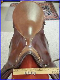 Passier Baum 17.5 Inch saddle seat. Excellent condition, leather clean no mold