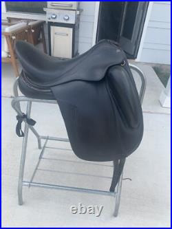 Peter Horobin Stride Free Elite. 17.5 M/W + PREMIUM STIRRUPS, LEATHERS, GIRTH