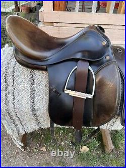 Prestige Dressage Saddle 17 with TSF girth, stability leathers