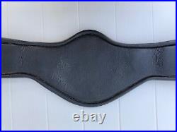 Schleese dressage girth size 24 (black)