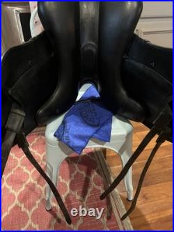 Sommer Savoie Flextra Dressage Saddle Size 18 Sommer Savoie Flextra Dressage Saddle Size 18