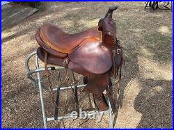 Synergist Saddle. Size 16 Seat