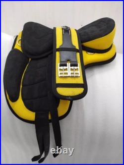 Synthetic Horse Tack Treeless Freemax Saddle + Girth Without Panel