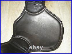 Terrific Quality Brown Leather Contrast Padded Short Dressage Stud Girth 24 26